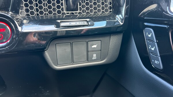 Used Honda CR-V 2025 for sale - 76139972: Photo 30