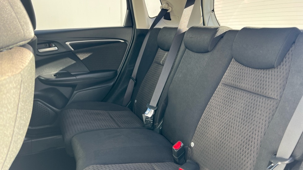 Used Honda Jazz 2018 for sale - 76366460: Photo 8