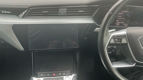Used Audi e-tron 2020 for sale - 75396377: Photo 12