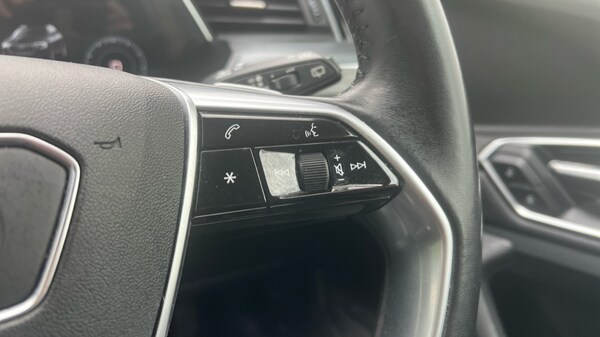 Used Audi e-tron 2020 for sale - 75396377: Photo 21