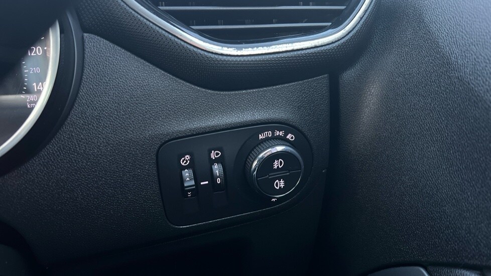 Used Vauxhall Crossland X 2020 for sale - 76501401: Photo 31