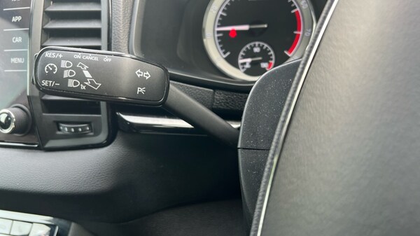 Used Skoda Karoq 2021 for sale - 75396399: Photo 24