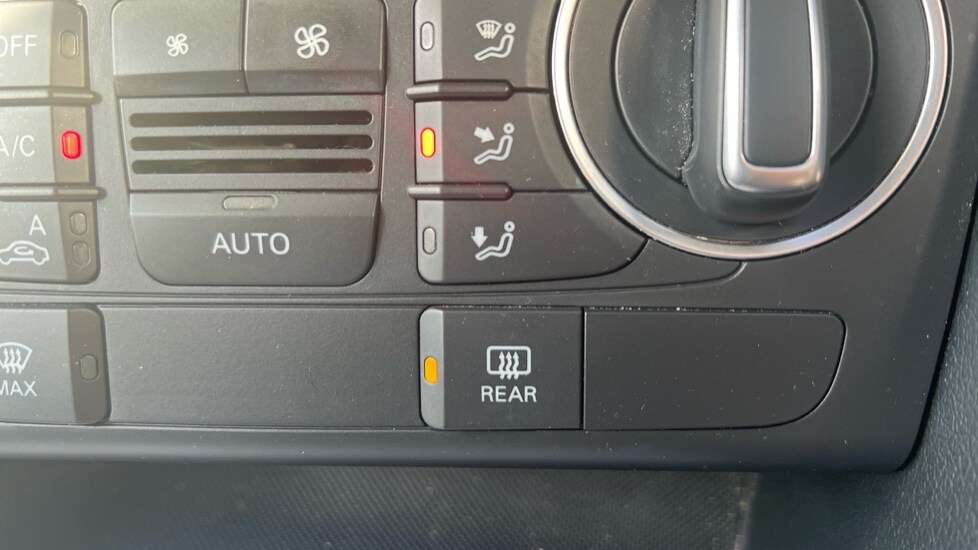 Used Audi Q3 2017 for sale - 76033945: Photo 26