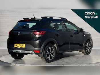 Used Dacia Sandero Stepway 2022 for sale - 76745379: Photo