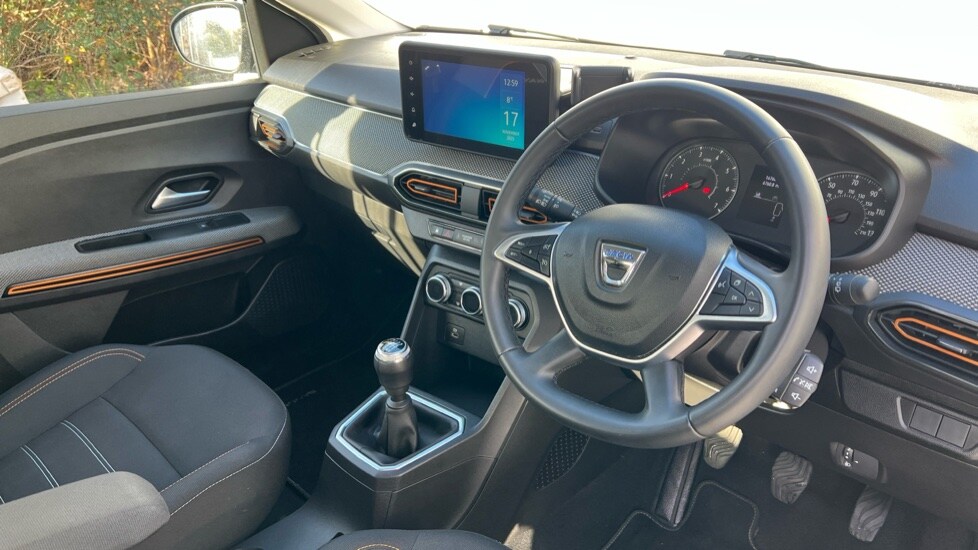 Used Dacia Sandero Stepway 2022 for sale - 76745379: Photo 9