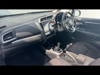Used Honda Jazz 2017 for sale - 74720619: Photo