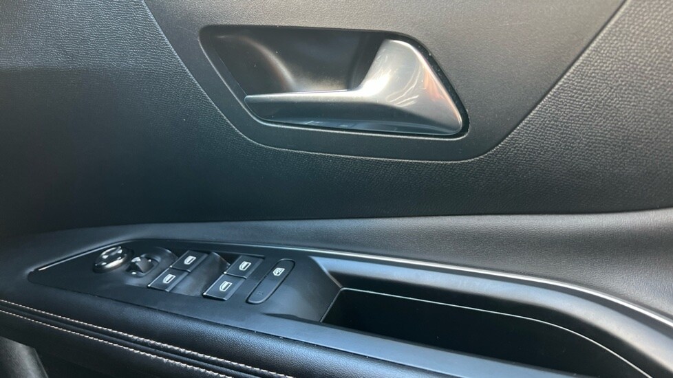 Used Peugeot 3008 2022 for sale - 76804026: Photo 29