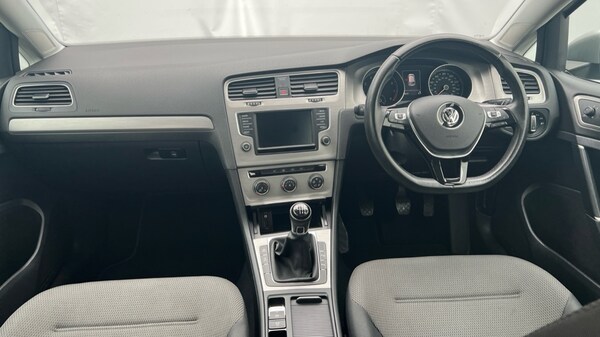 Used Volkswagen Golf 2015 for sale - 76249879: Photo 11