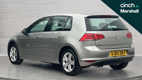 Used Volkswagen Golf 2015 for sale - 76249879: Photo 5