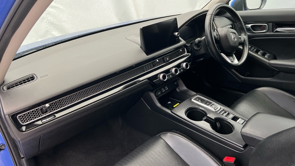 Used Honda Civic 2023 for sale - 76452278: Photo 2