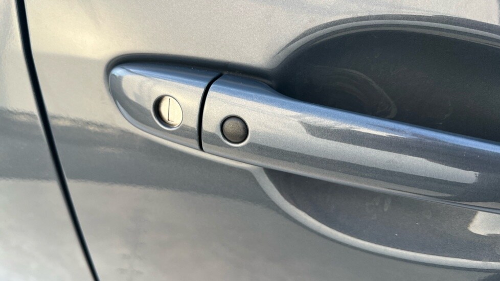 Used Mazda Mazda2 2022 for sale - 75950874: Photo 40