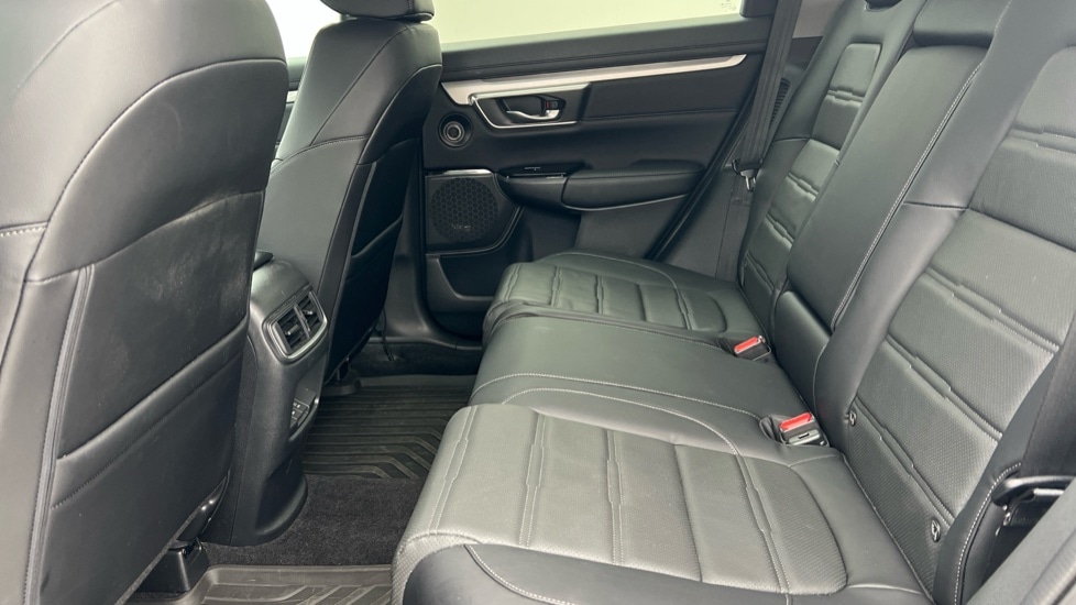 Used Honda CR-V 2023 for sale - 76515061: Photo 8