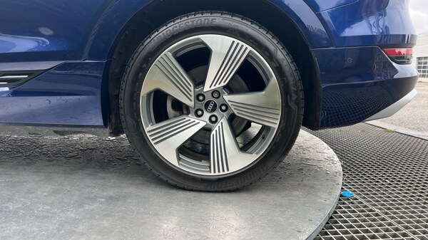 Used Audi e-tron 2021 for sale - 76180229: Photo 18