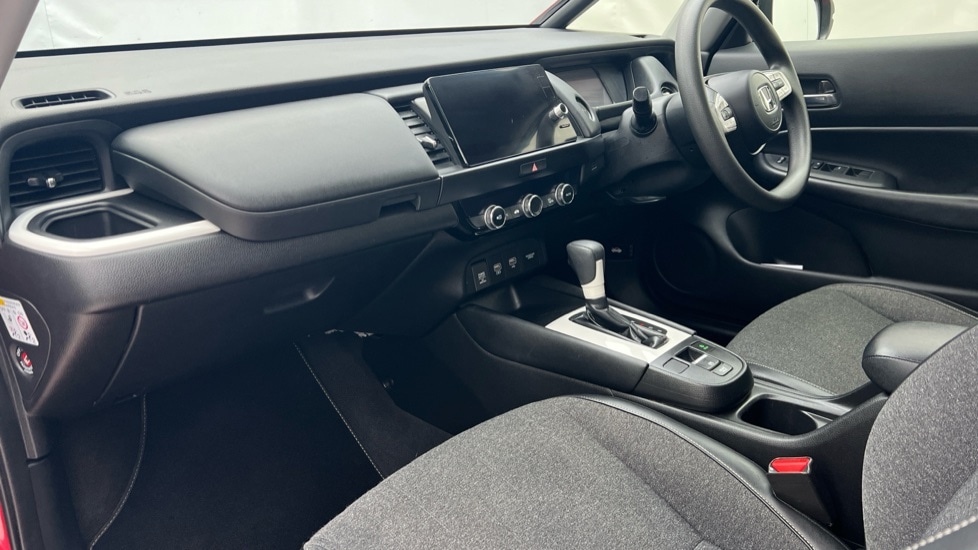 Used Honda Jazz 2021 for sale - 76501538: Photo 2