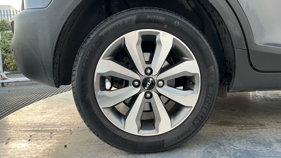 Used Kia Stonic 2022 for sale - 76563816: Photo 19