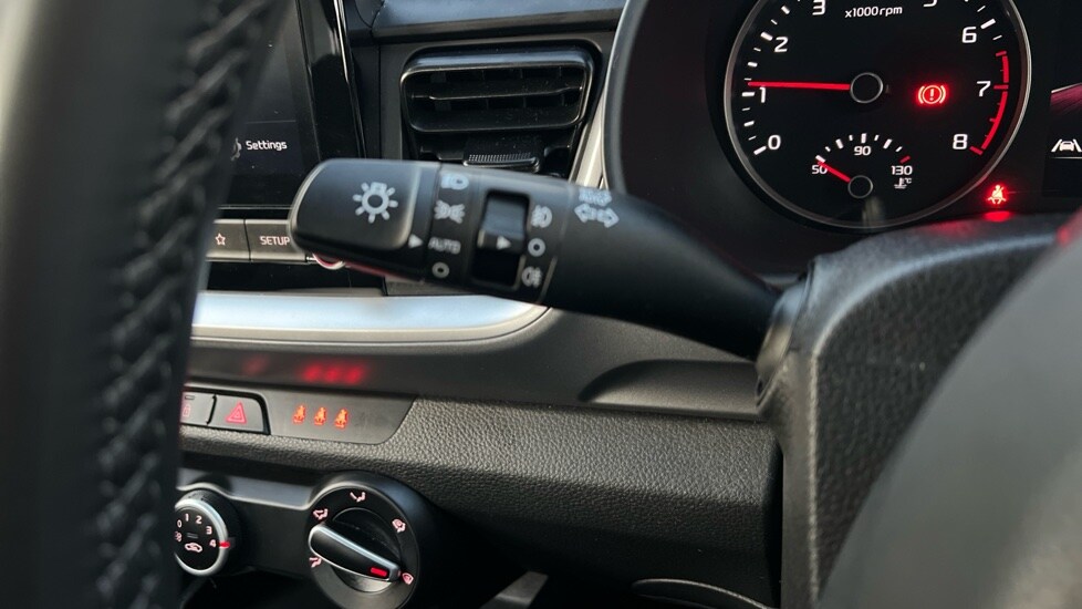 Used Kia Stonic 2022 for sale - 76563816: Photo 27