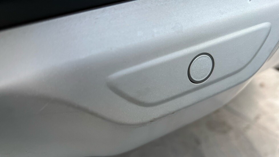 Used Kia Stonic 2022 for sale - 76563816: Photo 35