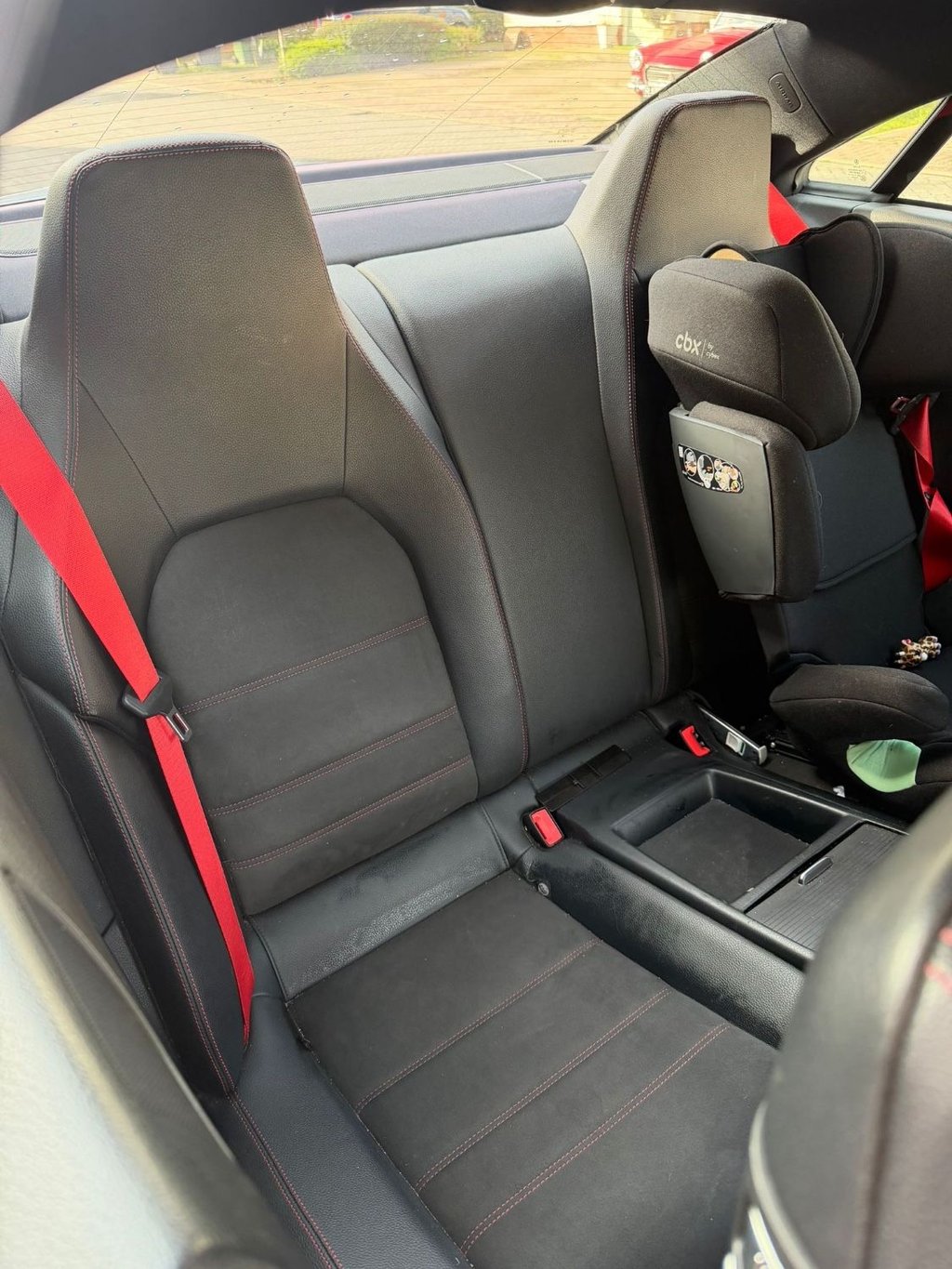 Used Mercedes-Benz E Class 2014 for sale - 77919937: Photo 11