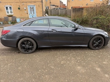 Used Mercedes-Benz E Class 2014 for sale - 77919937: Photo