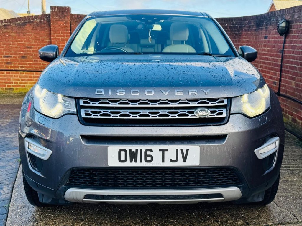 Used Land Rover Discovery Sport 2016 for sale - 77528416: Photo 2