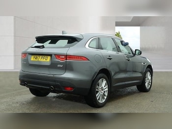 Used Jaguar F-Pace 2017 for sale - 79063838: Photo