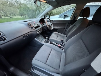 Used Volkswagen Golf Plus 2010 for sale - 78227232: Photo