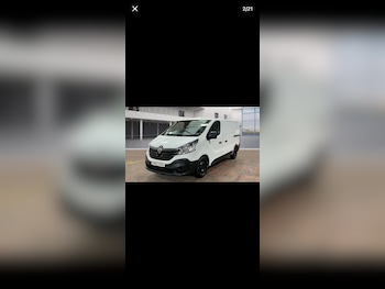 Renault Trafic feature image