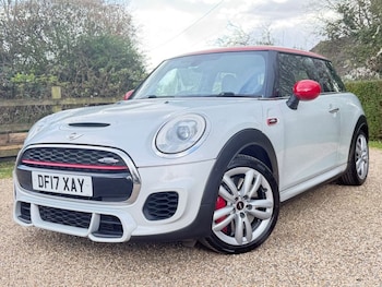 Used MINI Hatch 2017 for sale - 78631982: Photo