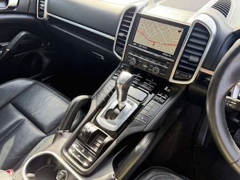 Used Porsche Cayenne 2012 for sale - 78758190: Photo
