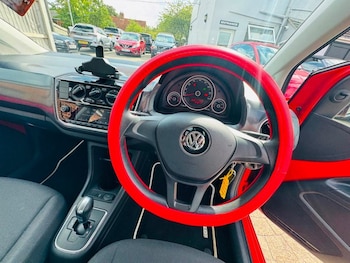Used Volkswagen up! 2016 for sale - 79427653: Photo