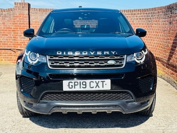 Used Land Rover Discovery Sport 2019 for sale - 79178728: Photo