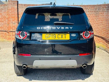 Used Land Rover Discovery Sport 2019 for sale - 79178728: Photo