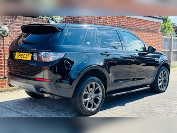Used Land Rover Discovery Sport 2019 for sale - 79178728: Photo