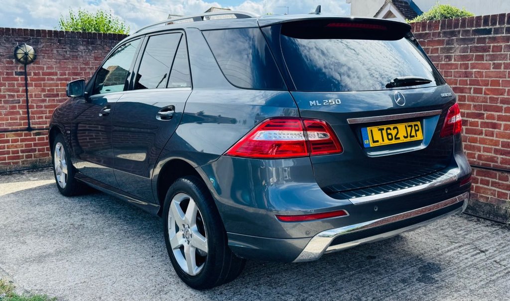 Used Mercedes-Benz M Class 2012 for sale - 77528417: Photo 6