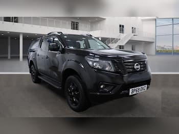 Used Nissan Navara 2018 for sale - 79619360: Photo