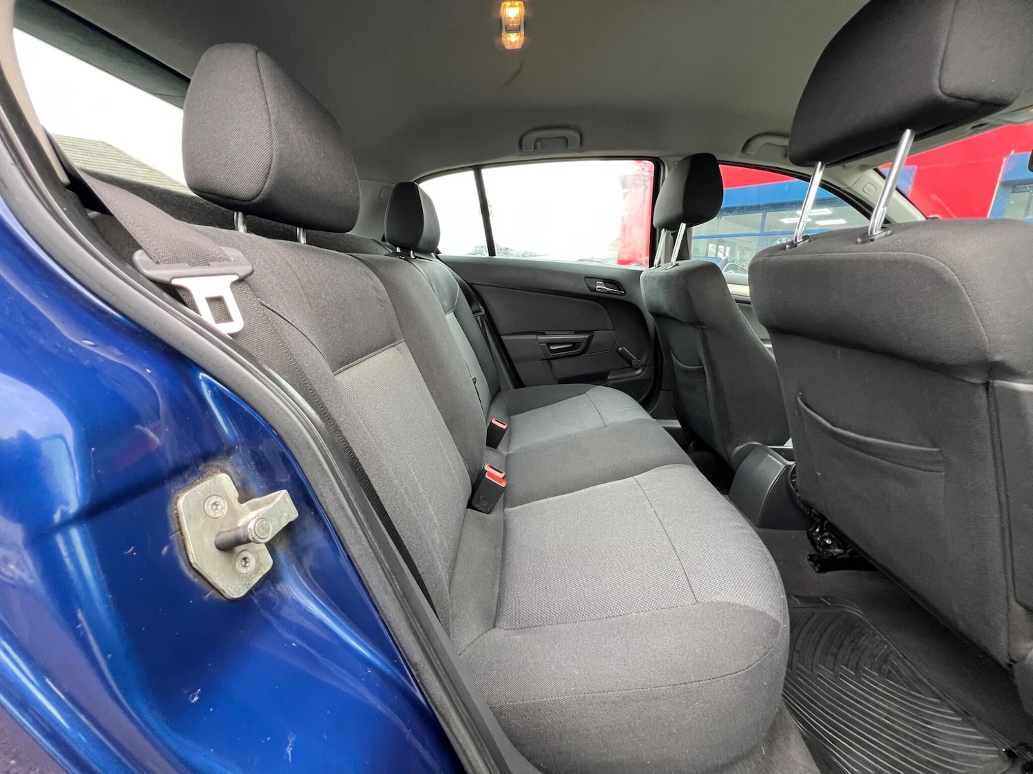 Used Vauxhall Astra for sale - 77670313: Photo 12