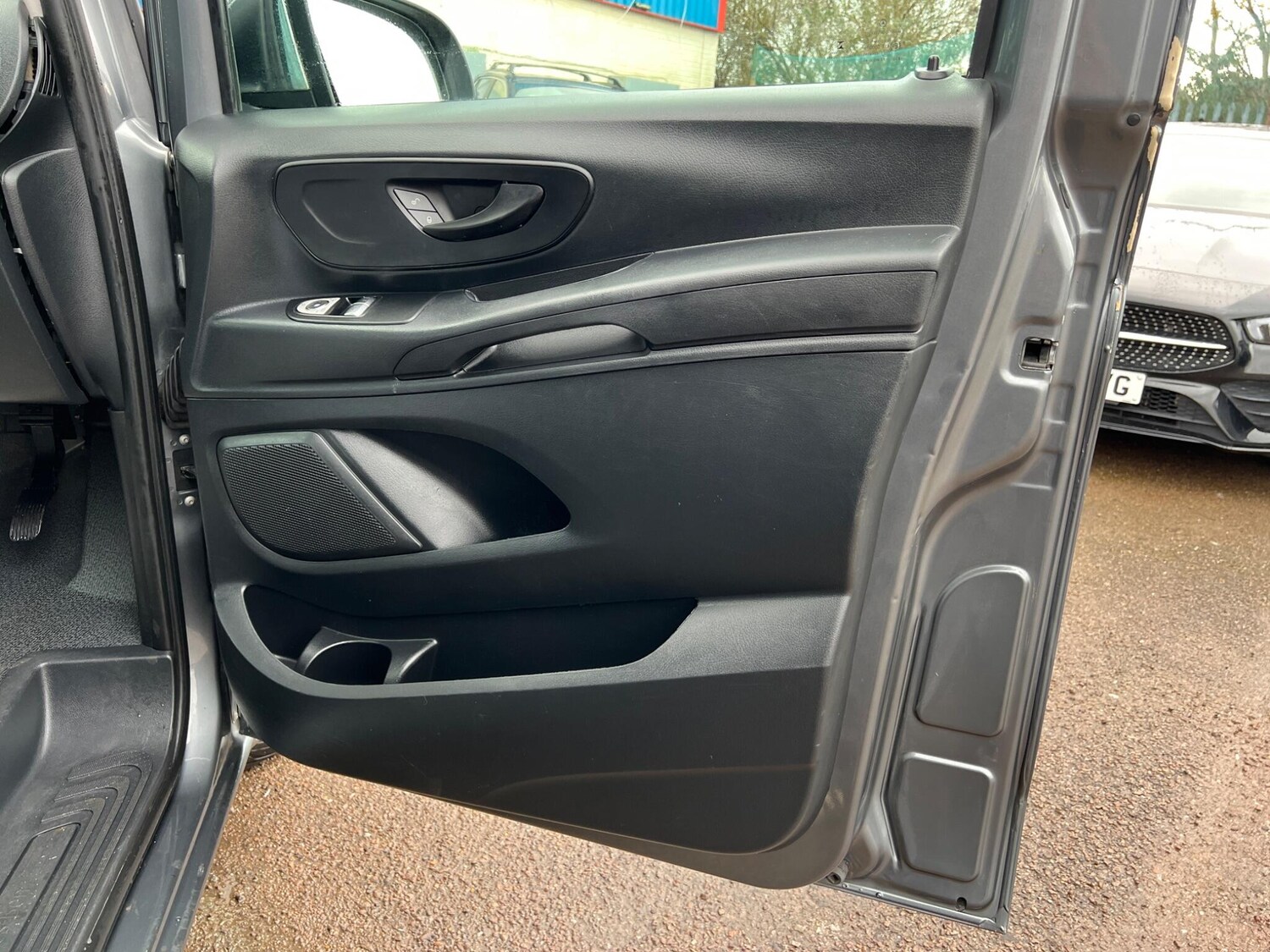 Used Mercedes-Benz Vito for sale - 77670761: Photo 50