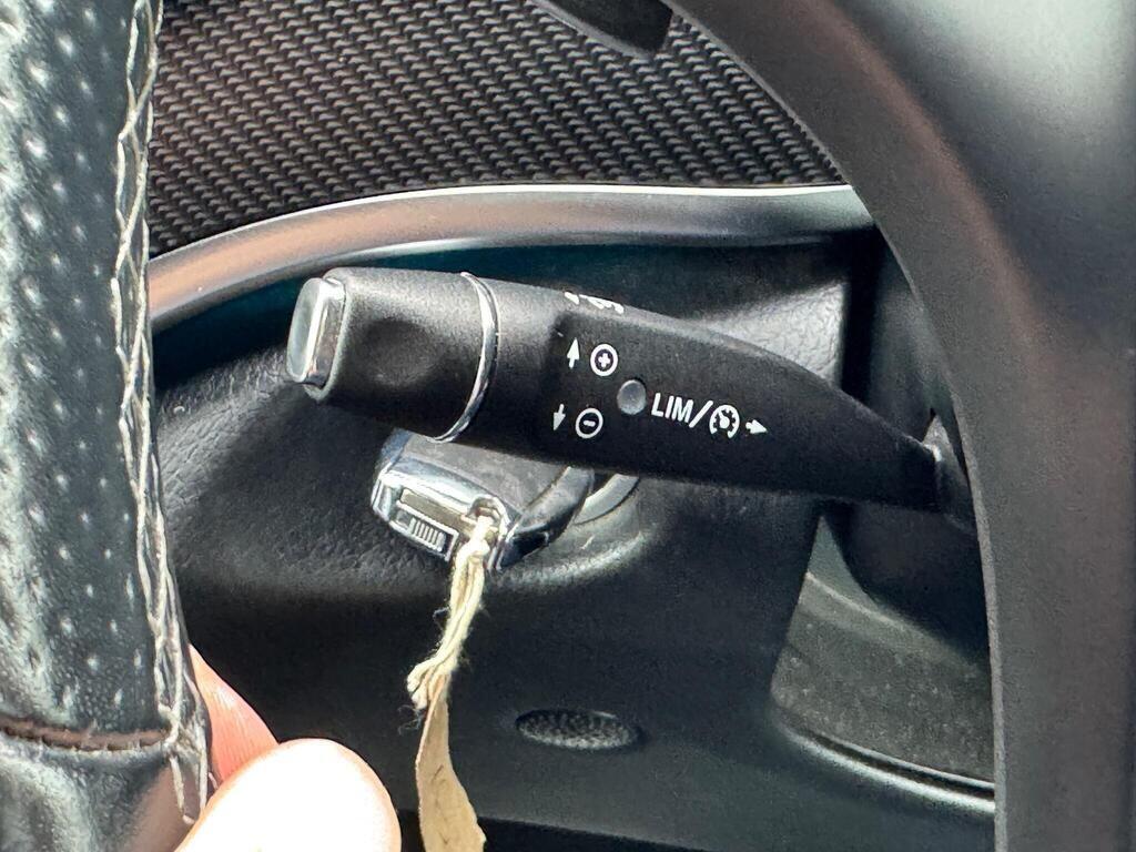 Used Mercedes-Benz V-Class for sale - 77671398: Photo 30