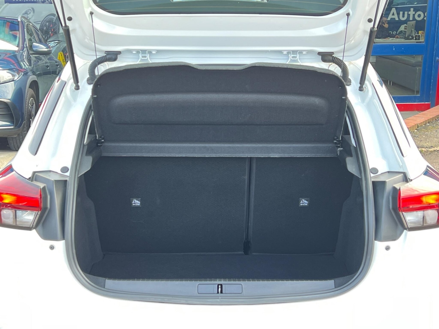 Used Vauxhall Corsa 2023 for sale - 77670411: Photo 57