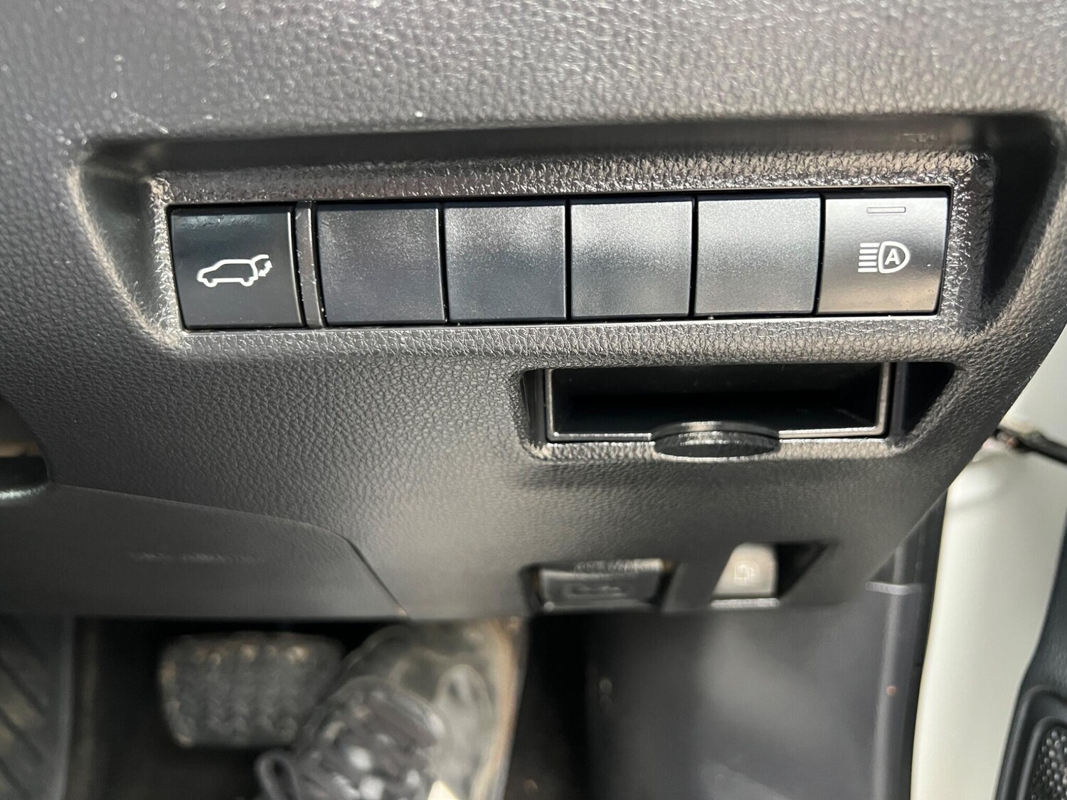 Used Toyota RAV4 for sale - 77671986: Photo 43