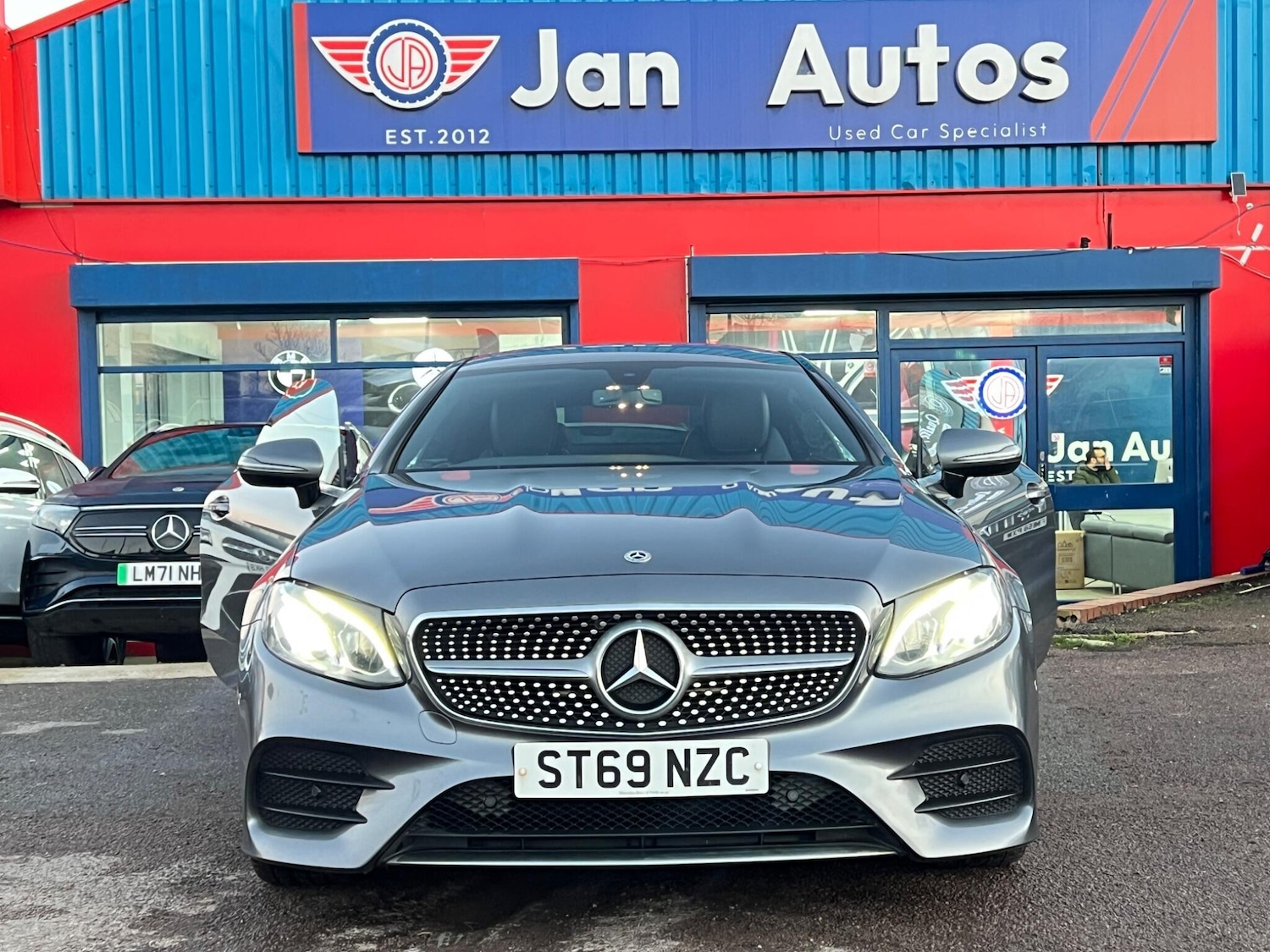 Used Mercedes-Benz E Class for sale - 77671326: Photo 32