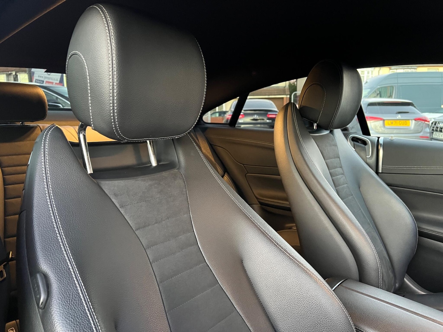 Used Mercedes-Benz E Class for sale - 77671326: Photo 42