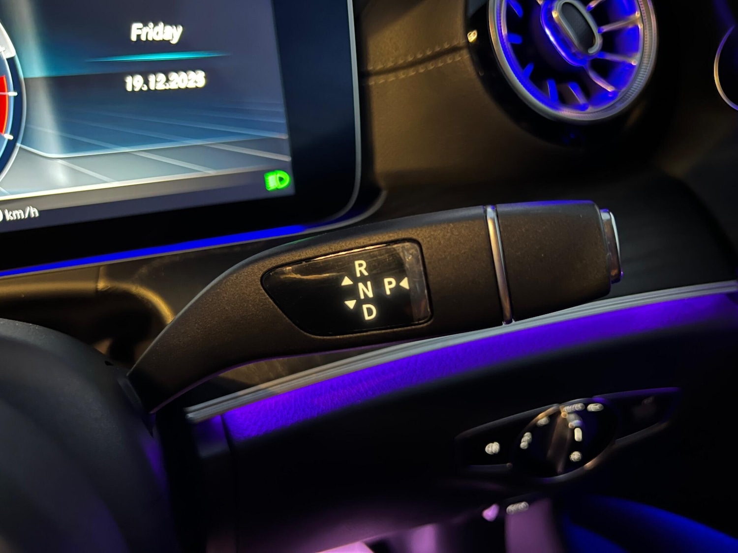 Used Mercedes-Benz E Class for sale - 77671326: Photo 51