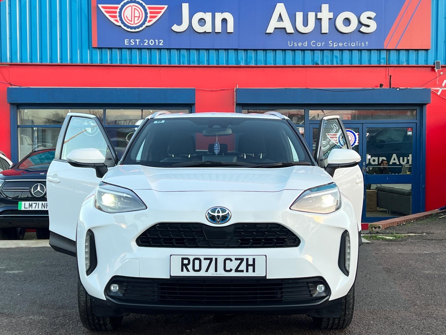 Used Toyota Yaris Cross for sale - 77671474: Photo 30