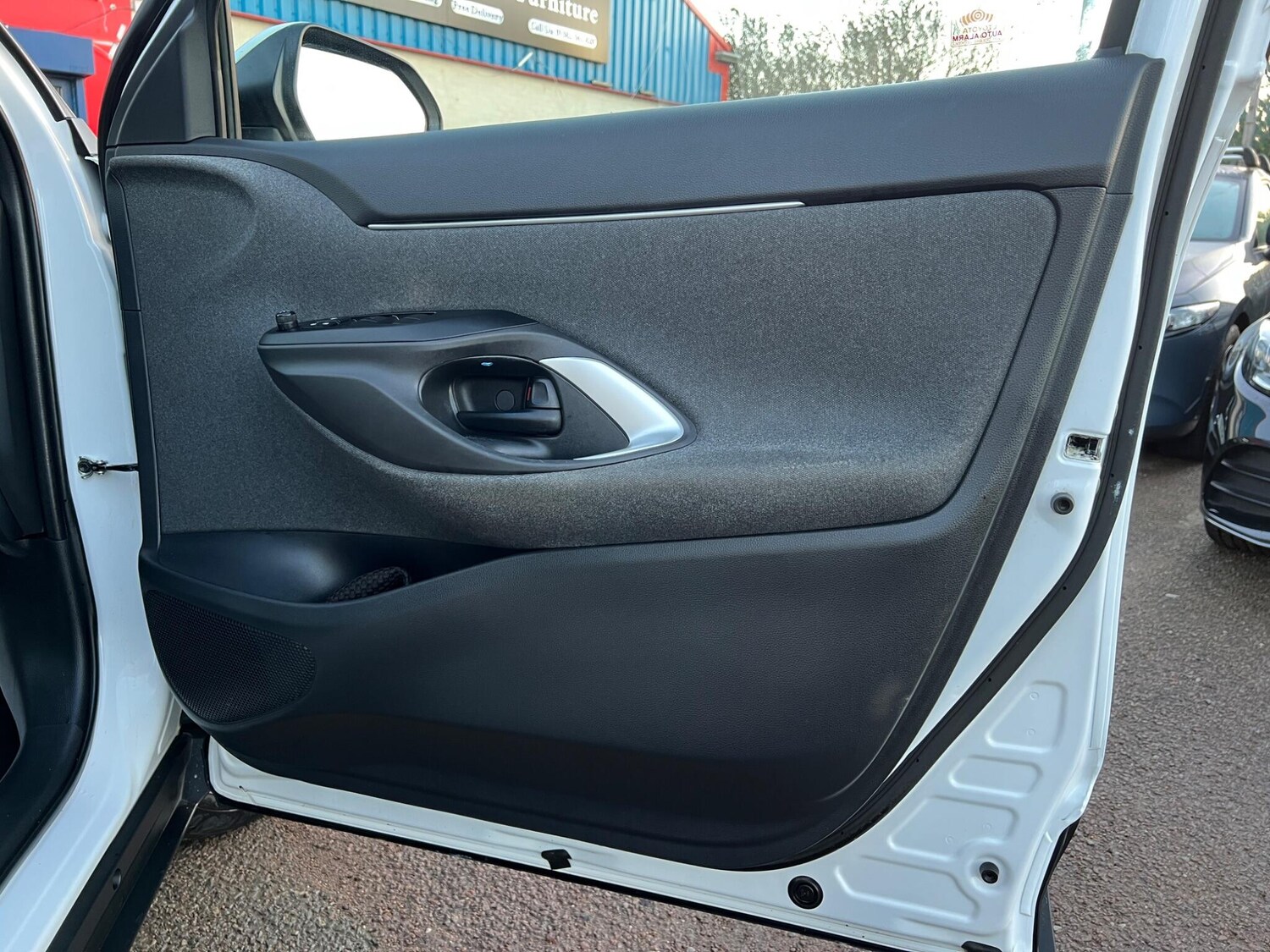 Used Toyota Yaris Cross for sale - 77671474: Photo 49