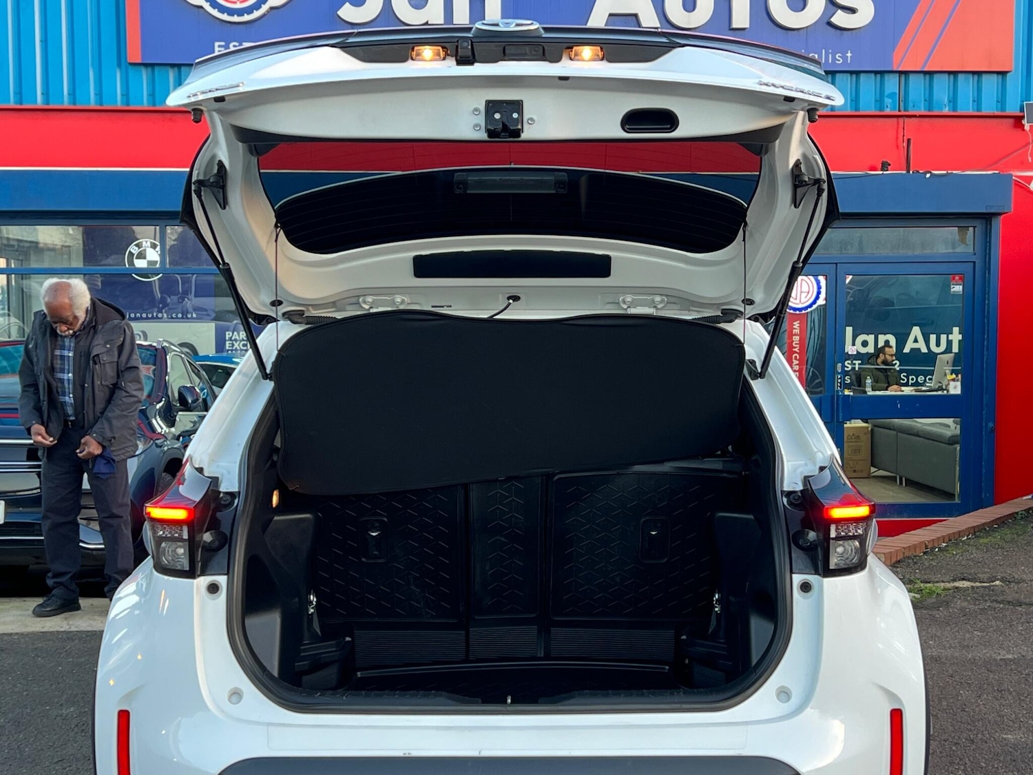 Used Toyota Yaris Cross for sale - 77671474: Photo 59