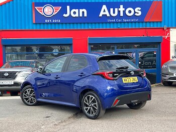 Used Toyota Yaris 2023 for sale - 78843236: Photo
