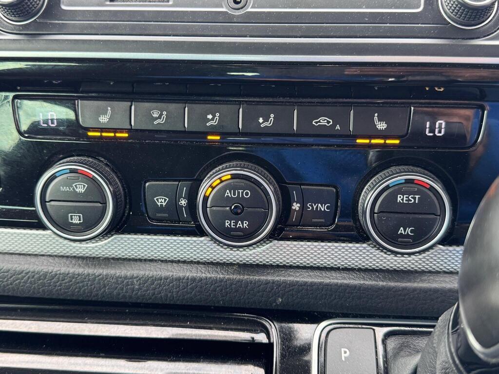 Used Volkswagen Caravelle 2017 for sale - 78141508: Photo 87