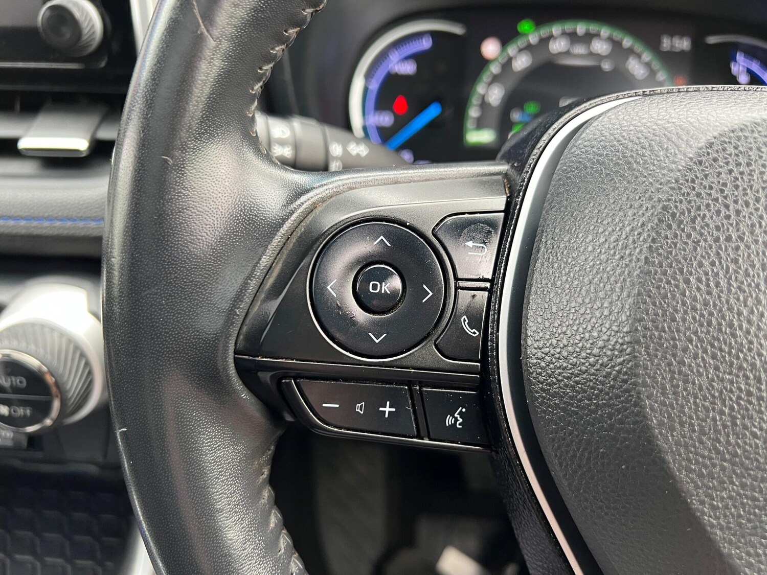 Used Toyota RAV4 for sale - 78214802: Photo 41