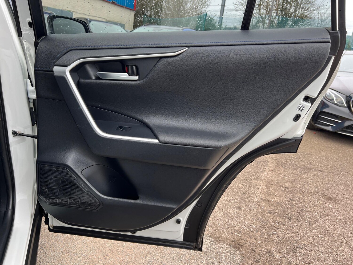 Used Toyota RAV4 for sale - 78214802: Photo 45